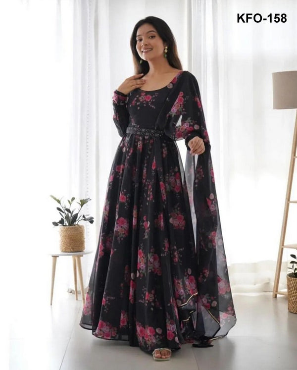 Women's Georgette Black Colour Digital Printed Fabulous Extra Ordinary Trendy Beautiful Gown With Dupatta XS TO 10XL